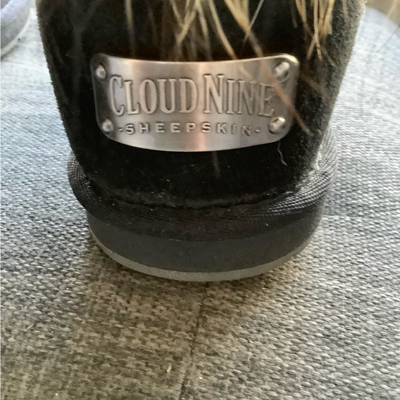 Cloud Nine lined black suede leather fur top boots. - Picture 3 of 4